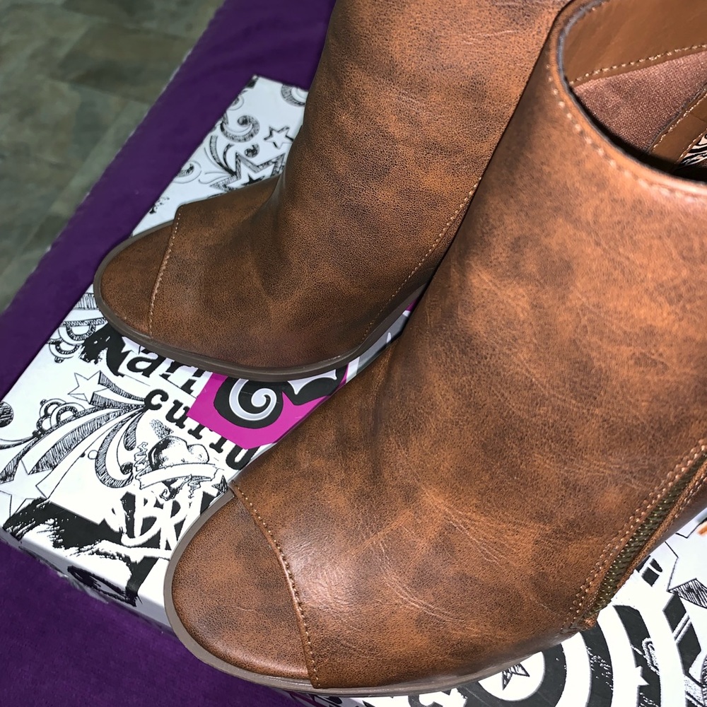 PAYLESS RASCALL SHOES - Picture 7 of 7